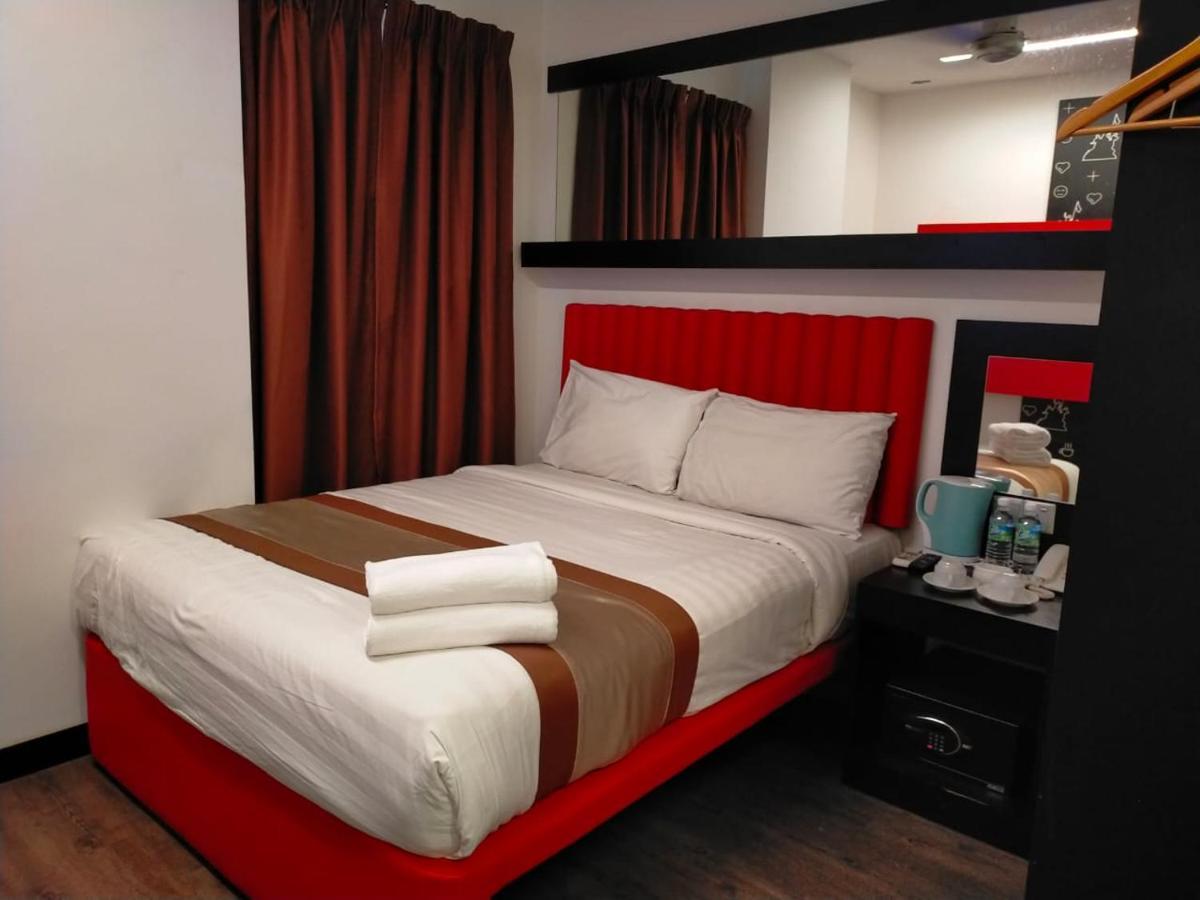 Hotel Lazdana 3*