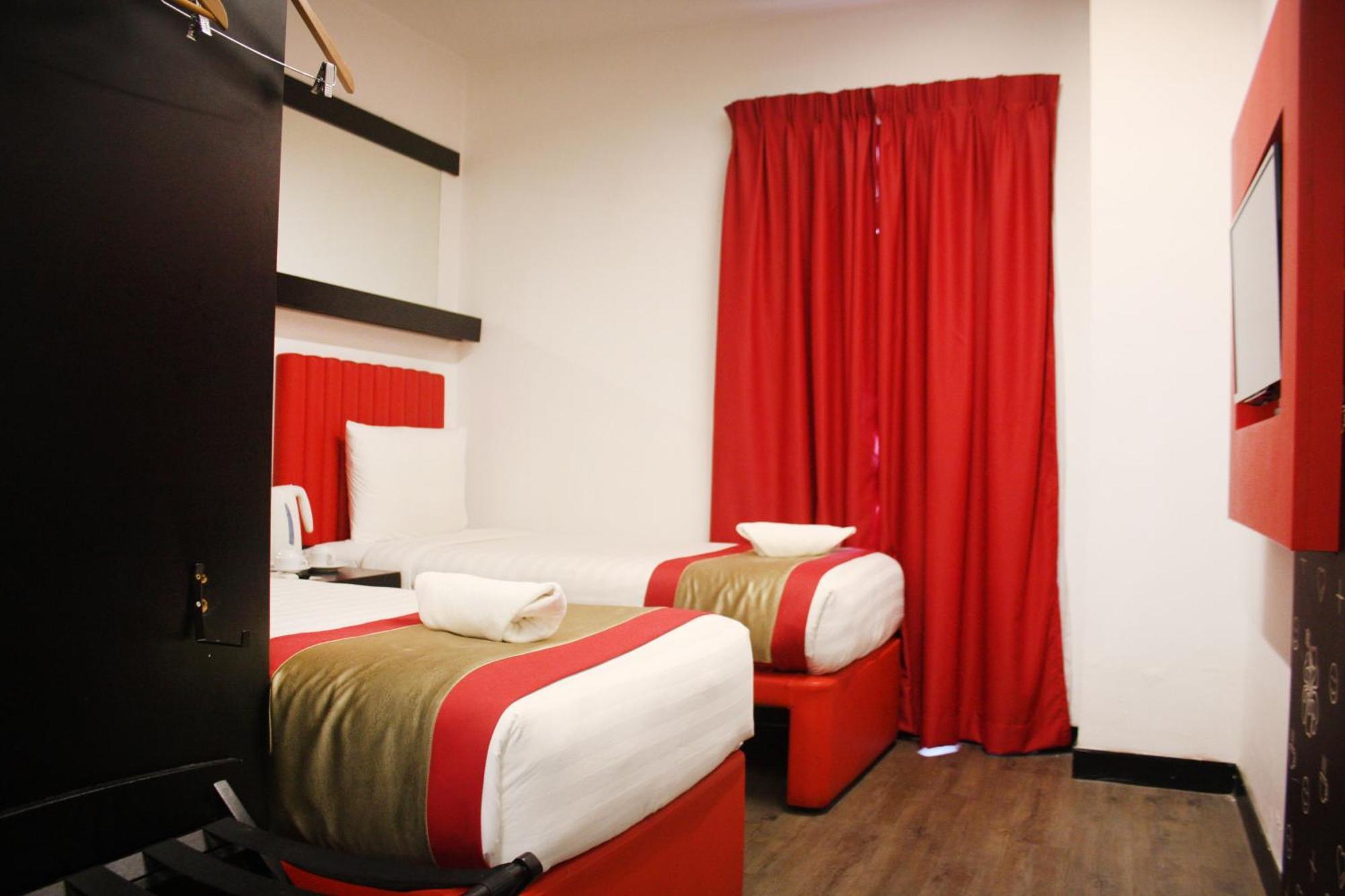 Lazdana Hotel