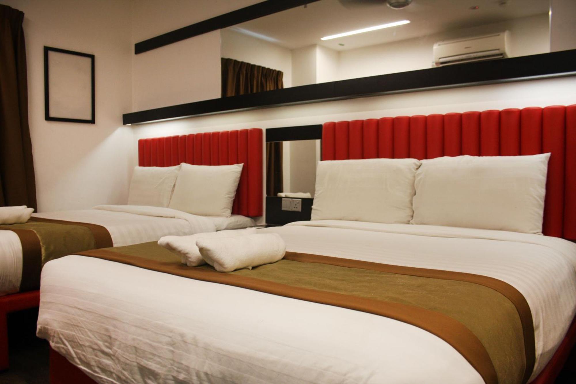 Hotel Lazdana 3*