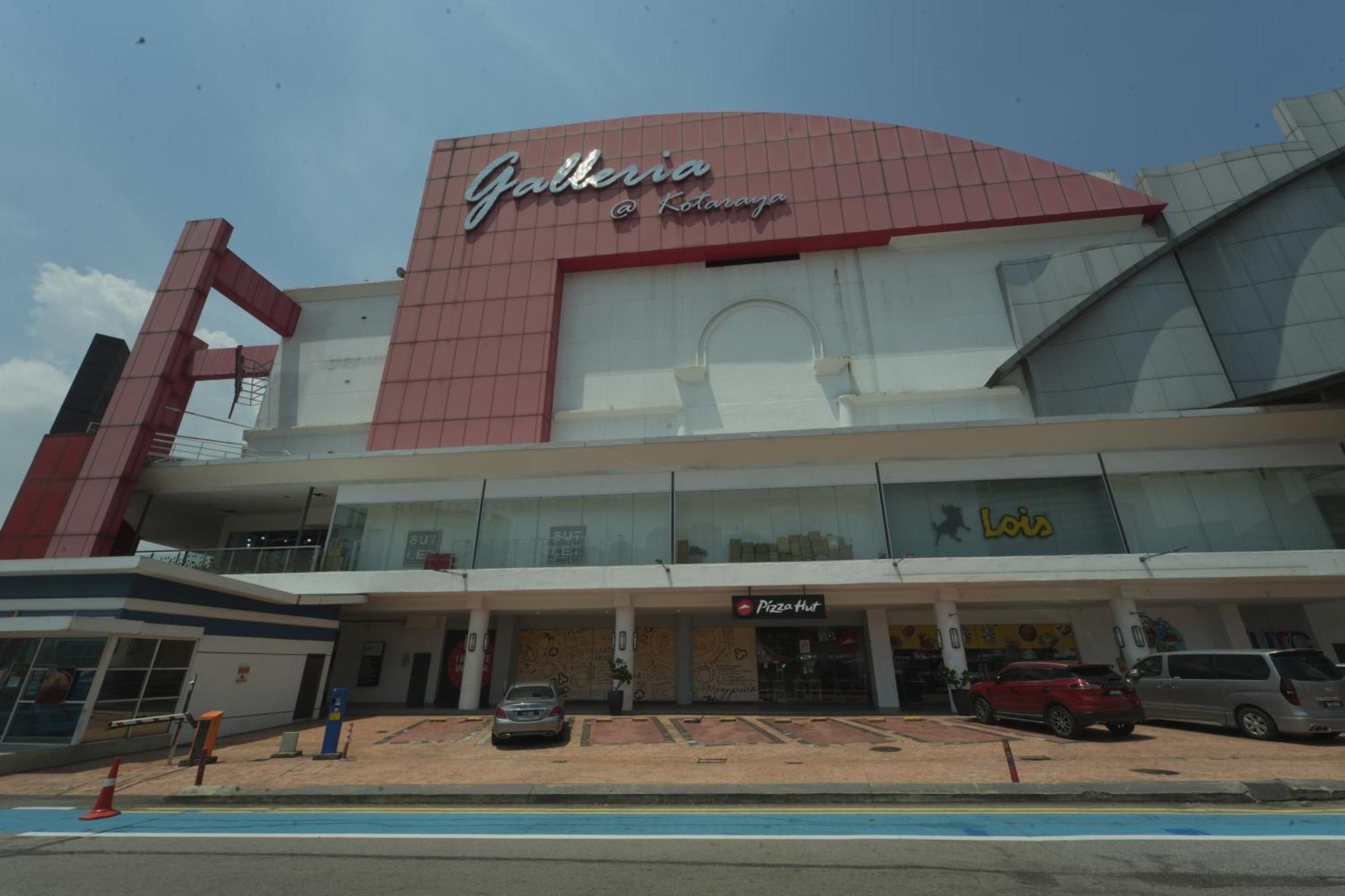Lazdana Hotel